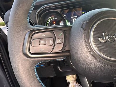 Used 2025 Jeep Wrangler Unlimited Rubicon 4xe w/ Safety Group image 18