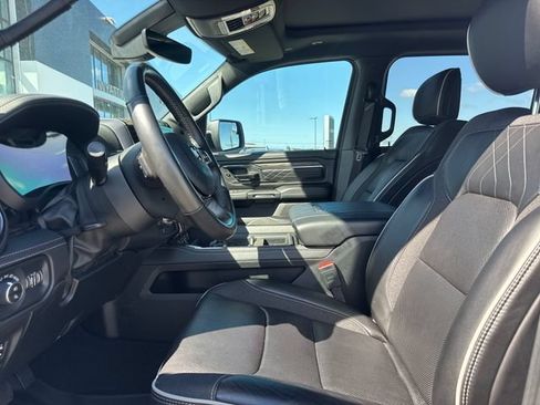 Used 2025 RAM 1500 Limited w/ Body Color Bumper Group AWD/4WD image 11