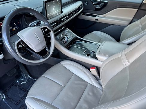 Certified 2022 Lincoln Aviator Grand Touring w/ Elements Package Plus image 10