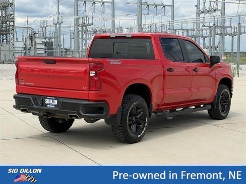 Certified 2021 Chevrolet Silverado 1500 LT Trail Boss w/ Convenience Package II AWD/4WD image 4