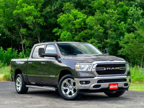 Used 2020 RAM 1500 Lone Star AWD/4WD image 1