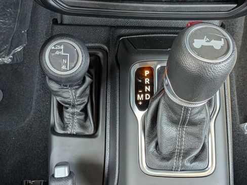 New 2026 Jeep Wrangler Unlimited Sahara AWD/4WD image 16