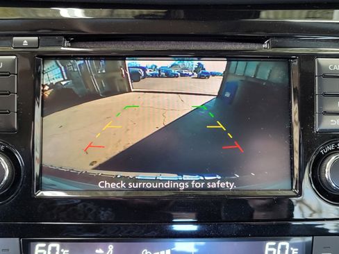 Certified 2022 Nissan Rogue Sport SV image 12