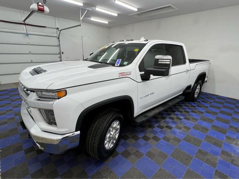 Used 2021 Chevrolet Silverado 2500 LTZ w/ LTZ Convenience Package image 8