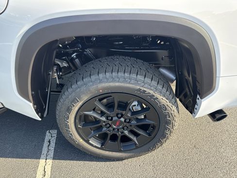 New 2026 Toyota Tundra SR5 AWD/4WD image 12