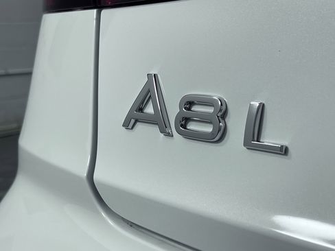 New 2025 Audi A8 L 3.0T image 16