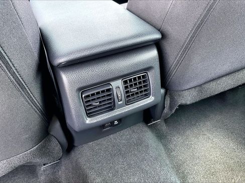 Used 2025 Toyota Camry LE FWD image 27