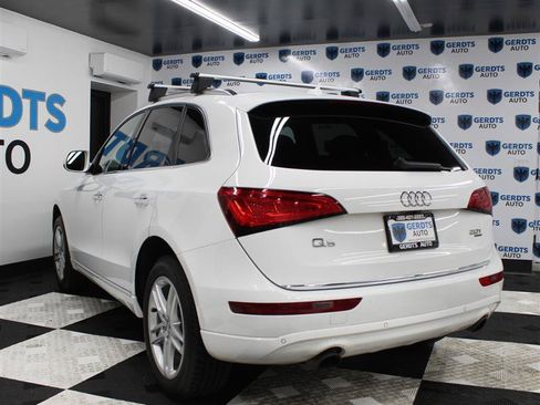 Used 2015 Audi Q5 2.0T Premium Plus w/ Technology Package AWD/4WD image 2