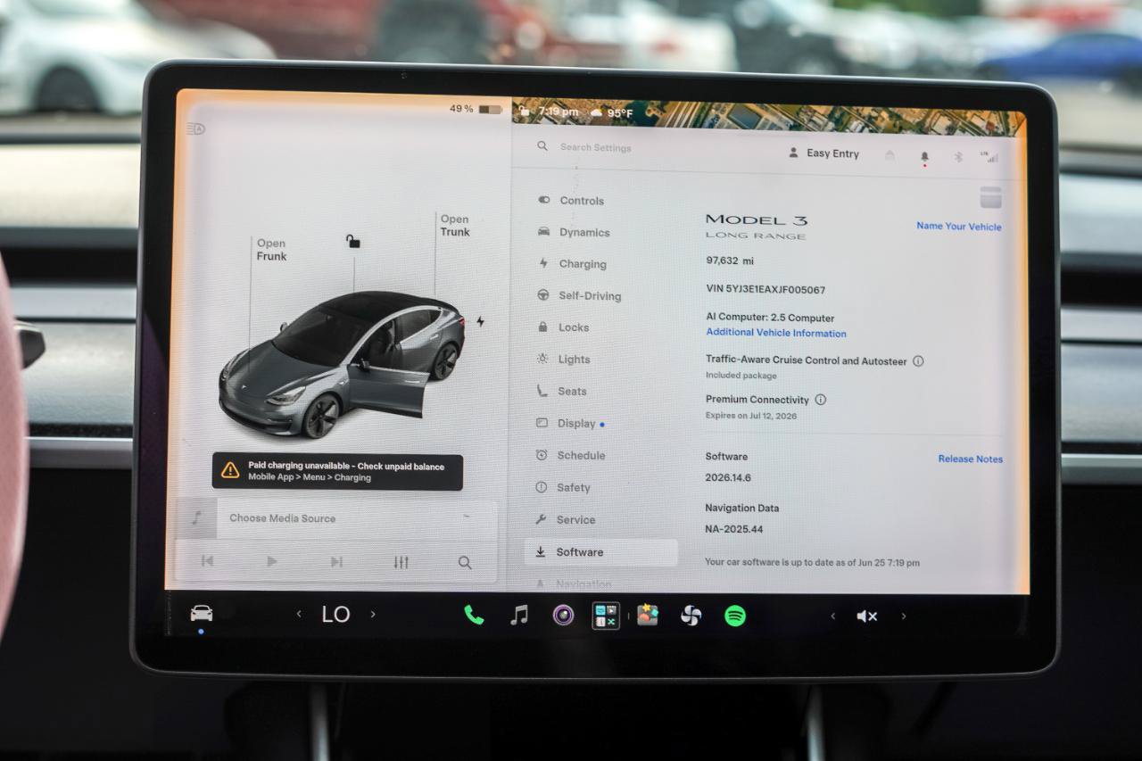 Used 2018 Tesla Model 3 Long Range RWD image 12