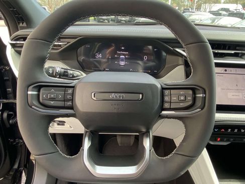 New 2026 Jeep Cherokee Laredo image 20