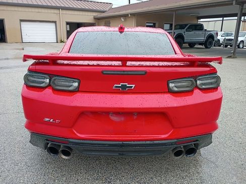 Used 2022 Chevrolet Camaro ZL1 RWD image 9