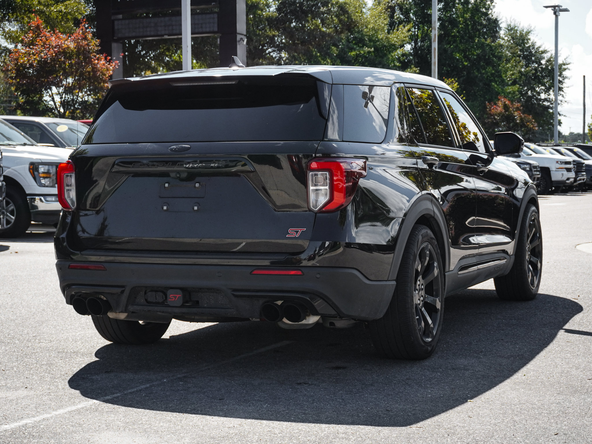 Used 2022 Ford Explorer ST w/ Equipment Group 401A AWD/4WD image 10