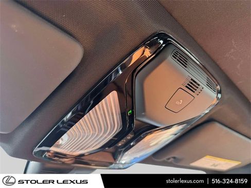 Used 2023 BMW 330e xDrive w/ Convenience Package image 42