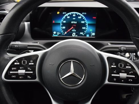 Used 2020 Mercedes-Benz A 220 A 220 image 23