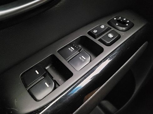 Used 2015 Kia Soul + w/ Primo Package image 27