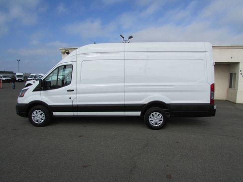Used 2023 Ford Transit 250 148 High Roof Extended w/ Load Area Protection Package image 9