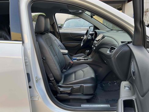 Used 2020 Chevrolet Equinox Premier image 33