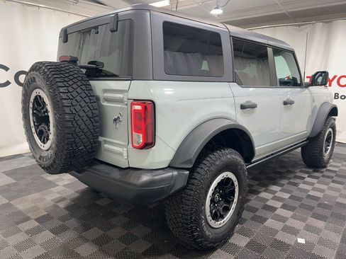 Used 2024 Ford Bronco Black Diamond w/ Sasquatch Package image 8