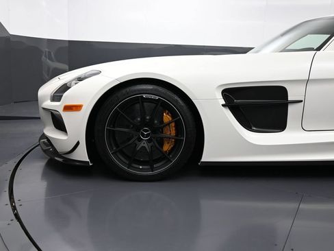 Used 2014 Mercedes-Benz SLS AMG Black Series image 12