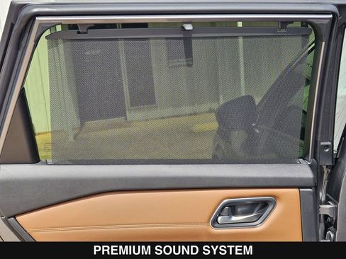New 2026 Nissan Rogue Platinum AWD/4WD image 19
