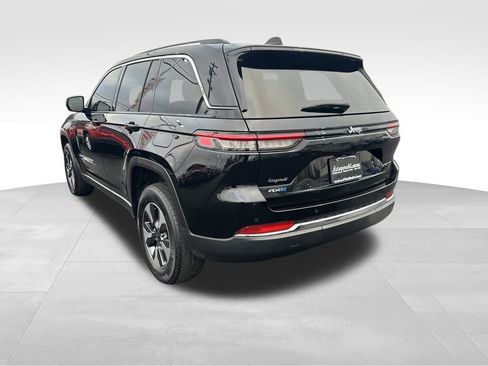 Used 2022 Jeep Grand Cherokee Limited 4xe image 5