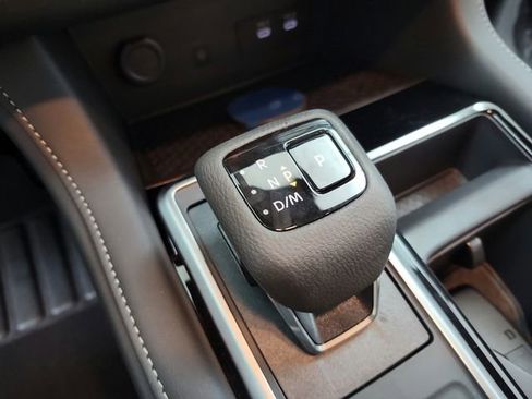 New 2026 Nissan Pathfinder SL w/ SL Premium Package FWD image 28
