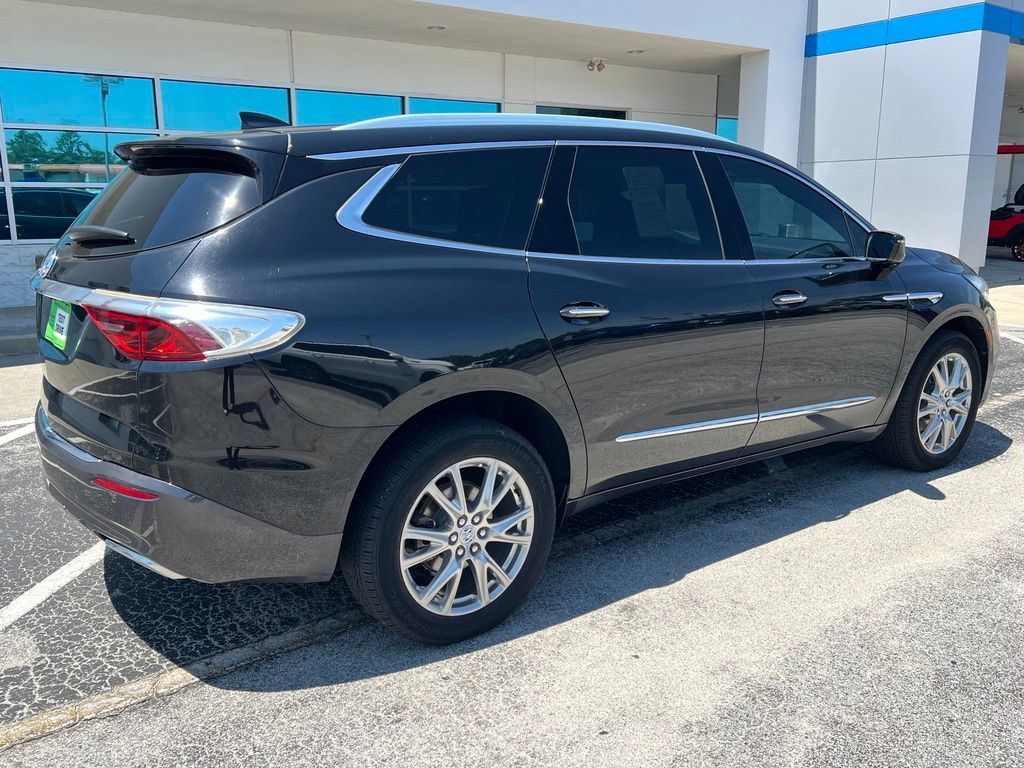 Used 2023 Buick Enclave Premium w/ Experience Buick Package FWD image 3