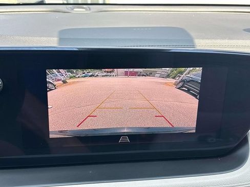 Used 2024 Buick Encore GX Avenir w/ Avenir Convenience Package AWD/4WD image 27