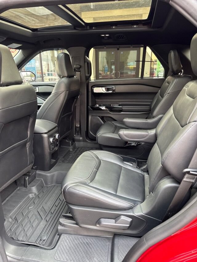 Used 2021 Ford Explorer ST w/ Equipment Group 401A AWD/4WD image 11