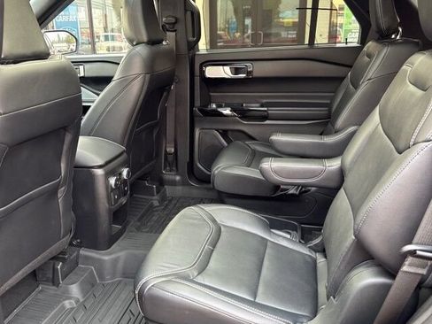 Used 2021 Ford Explorer ST w/ Equipment Group 401A AWD/4WD image 11