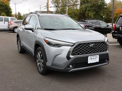 Used 2022 Toyota Corolla Cross XLE w/ Convenience Package