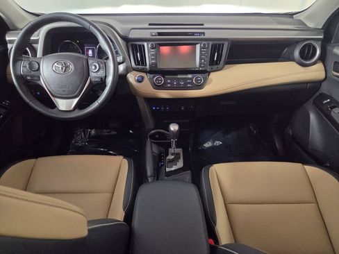 Used 2018 Toyota RAV4 Limited FWD image 25