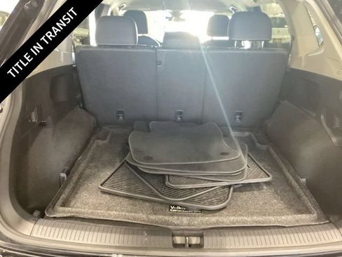 Used 2024 Volkswagen Tiguan SE AWD/4WD image 15