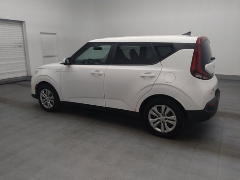 Used 2022 Kia Soul LX FWD image 3