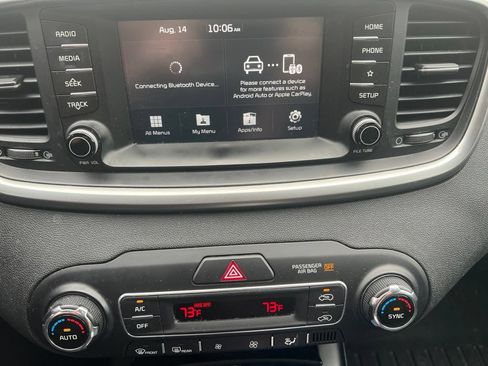 Used 2019 Kia Sorento AWD V6 image 11