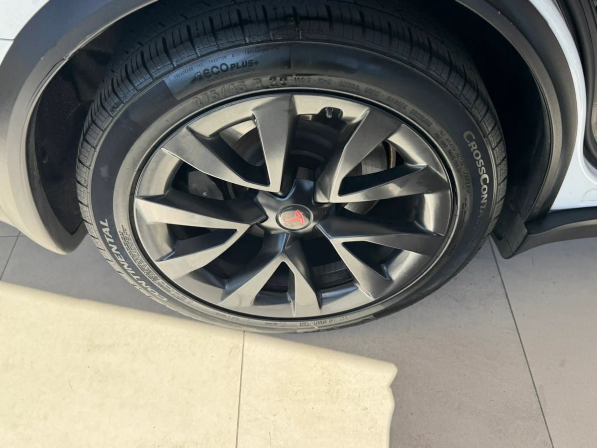 Used 2022 Tesla Model X AWD/4WD image 57