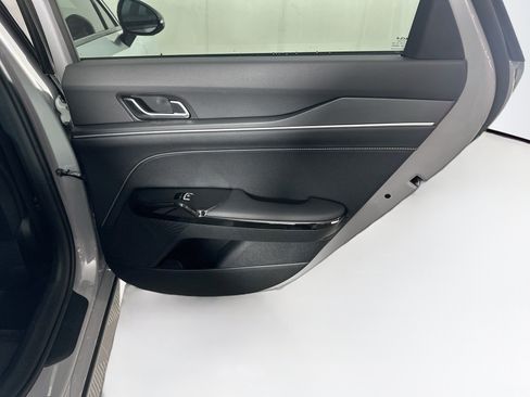 Used 2025 Kia K5 GT-Line w/ GT-Line Premium Package FWD image 31