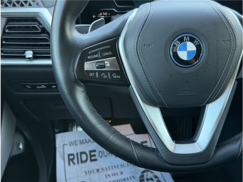 Used 2024 BMW X5 xDrive50e w/ Premium Package AWD/4WD image 38