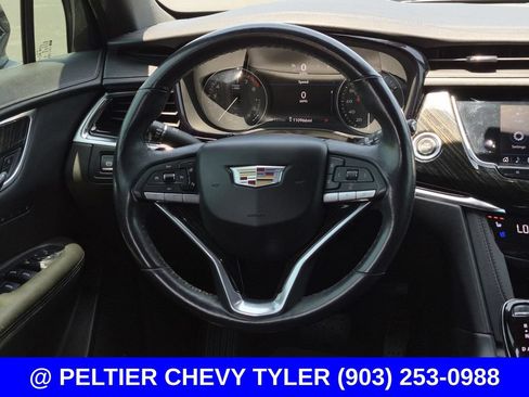 Used 2021 Cadillac XT6 Premium Luxury FWD image 40