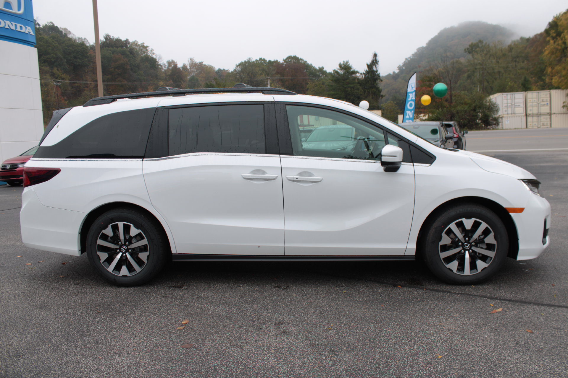 New 2027 Honda Odyssey EX-L image 4
