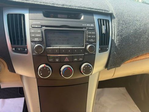 Used 2009 Hyundai Sonata GLS FWD image 12