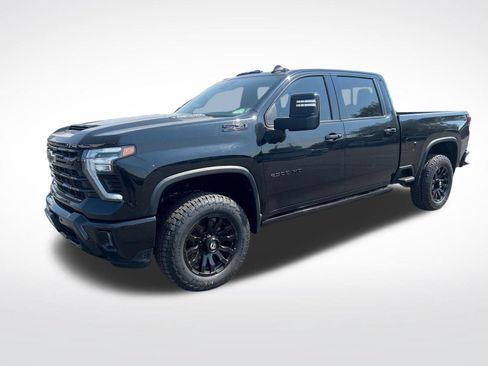 Used 2024 Chevrolet Silverado 2500 LTZ w/ LTZ Plus Package AWD/4WD image 9
