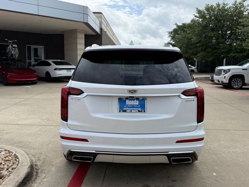 Used 2023 Cadillac XT6 Luxury FWD image 4