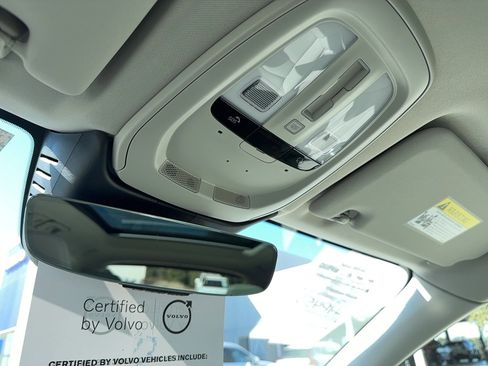 Used 2024 Volvo XC60 B5 Plus w/ Protection Package Premier image 24