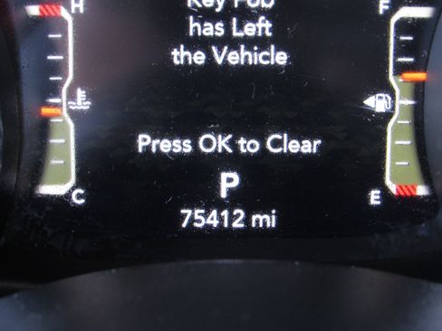 Used 2021 Jeep Gladiator Willys image 28