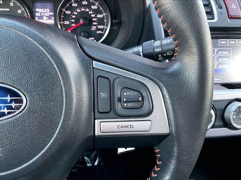 Used 2016 Subaru Crosstrek 2.0i Premium image 11