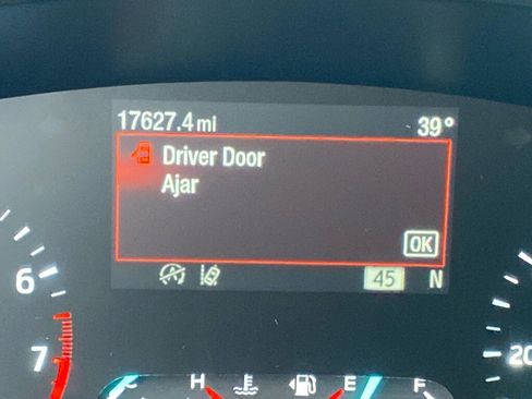 Used 2022 Ford Escape SEL image 20