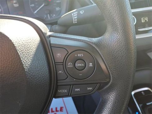 Used 2024 Toyota Corolla LE image 24