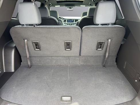 Used 2024 Buick Enclave Essence w/ Experience Buick Package AWD/4WD image 24