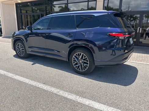 Used 2025 Lexus TX 350 AWD w/ Technology Package image 9
